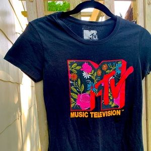 Pop Iconic Mtv Tee